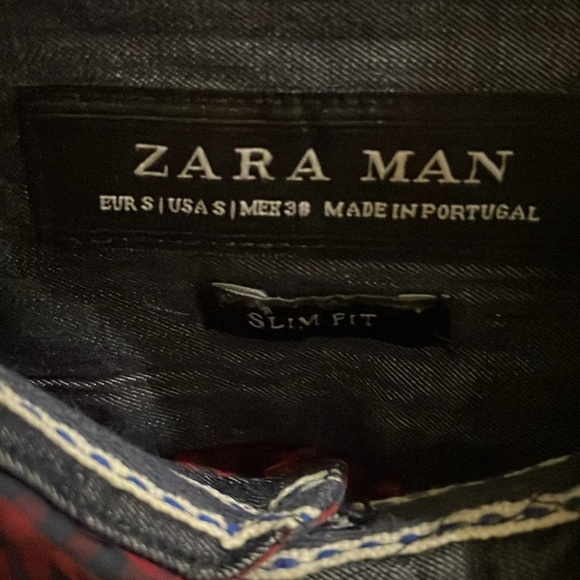 Zara Man checkered button down in red and navy. White buttons. Mens small. - Picture 3 of 4